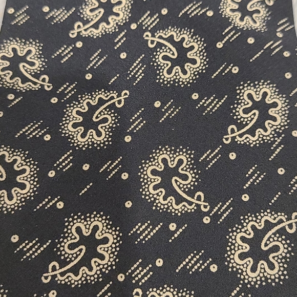 Giorgio Armani 100% silk tie black & taupe - Picture 2 of 6